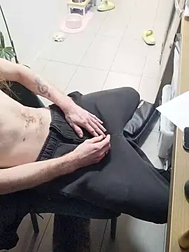 jaqrabit online show from December 17, 1:28 pm