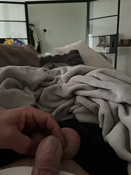 Damien40160 online show from April 15, 6:31 am