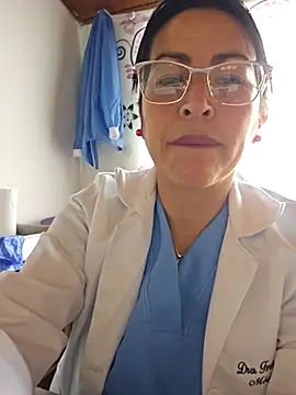 JustSamantha  online show from December 1, 12:54 pm