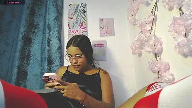 chleo rosse online show from January 5, 5:27 pm