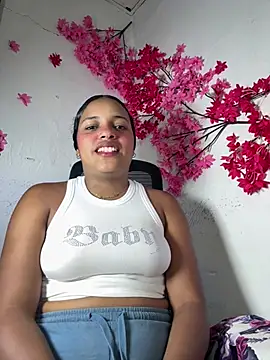 chleo rosse online show from April 5, 10:40 pm