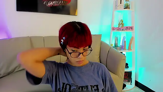 Taylor  Watson online show from February 23, 7:11 pm