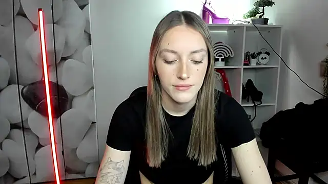 EvelynBlond online show from January 14, 1:39 pm