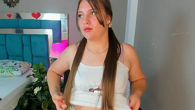 LiiaVelvet online show from March 21, 9:03 am