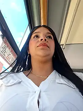 Layla-daring online show from December 19, 6:59 pm