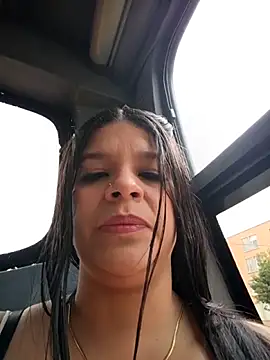 Layla-daring online show from February 2, 5:55 pm