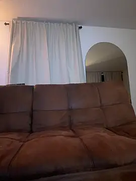 Snapshot of Little__Danni1 chatting on July 23, 5:27 am Little Danni1 online show from July 23, 5:27 am