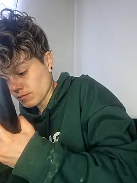 megan NL online show from December 3, 9:35 pm