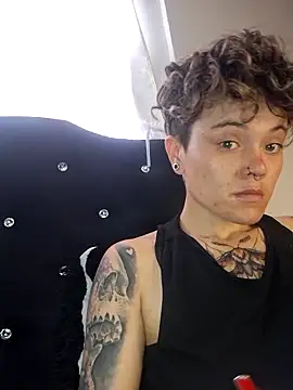 megan NL online show from December 5, 5:31 pm