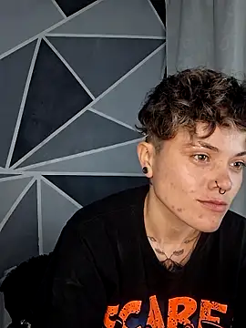 megan NL online show from December 15, 12:04 am