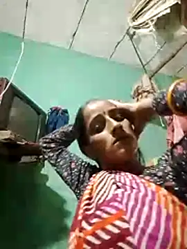 Xxx suhana online show from December 3, 8:34 am