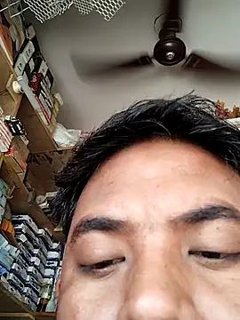 Roy   121 online show from March 5, 4:41 am