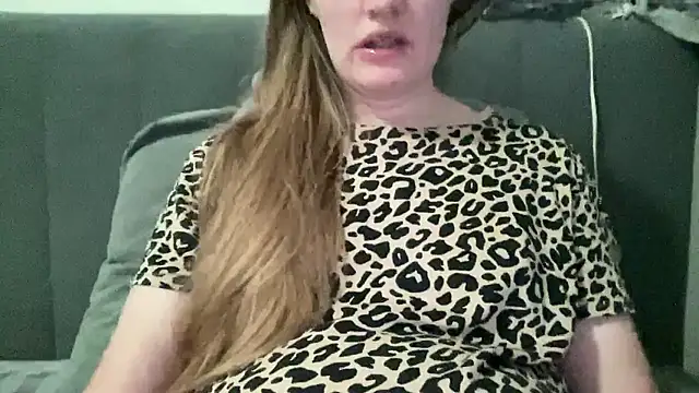 alisa kitcat online show from January 12, 4:39 am