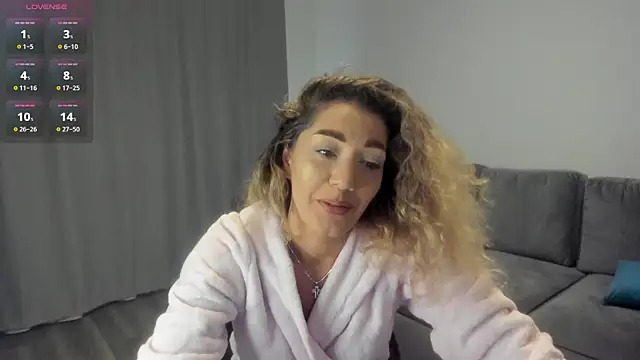 rossana doll online show from January 14, 7:03 am