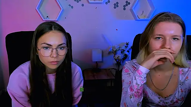 Snapshot of misa_angel chatting on November 23, 10:15 am misa angel online show from November 23, 10:15 am