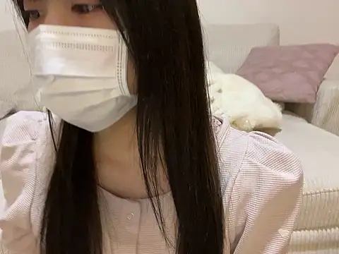 Snapshot of binyu_rua chatting on June 6, 8:19 am binyu rua online show from June 6, 8:19 am