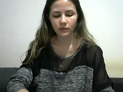 Erii18 online show from November 28, 11:24 am