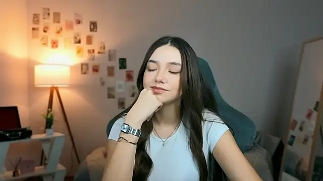 Vexorine online show from April 3, 7:23 pm