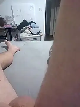 Snapshot of SG081 chatting on December 21, 10:06 pm SG081 online show from December 21, 10:06 pm