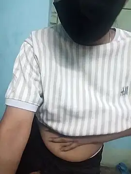 Snapshot of Miss_tinaaa chatting on November 25, 10:59 am Miss tinaaa online show from November 25, 10:59 am