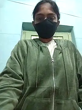 Snapshot of Miss_tinaaa chatting on December 2, 10:31 am Miss tinaaa online show from December 2, 10:31 am