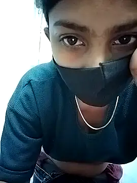 Snapshot of Miss_tinaaa chatting on December 3, 10:46 am Miss tinaaa online show from December 3, 10:46 am