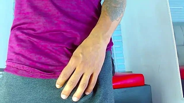 Hot Latino x online show from March 14, 12:43 pm