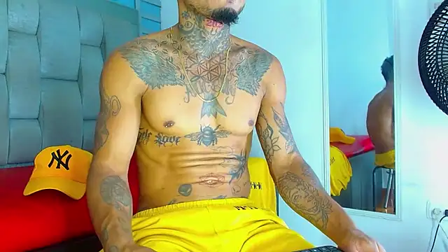 Hot Latino x online show from March 17, 12:41 pm