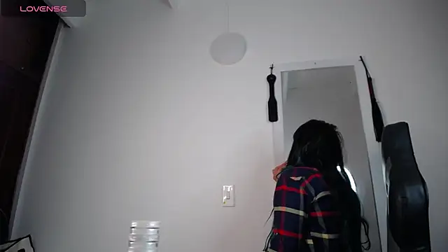 LunaAponte online show from February 6, 3:22 am