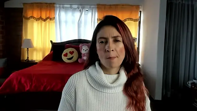 Charlotte-Willson online show from February 15, 8:27 pm