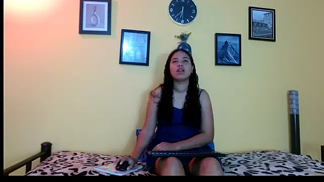 angel18evil online show from November 25, 11:38 pm