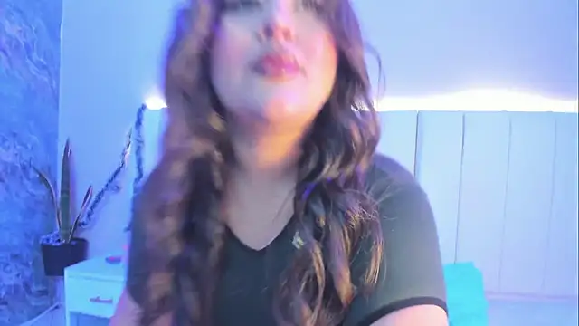 laurengarcia online show from December 4, 10:46 am