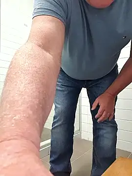 bighopey73 online show from January 9, 3:20 am