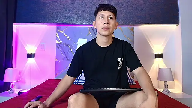 Abeel Ordaz online show from November 25, 7:14 pm