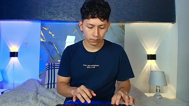 Abeel Ordaz online show from November 26, 7:37 pm