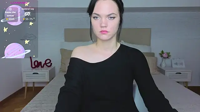 Camila 777  online show from November 27, 9:39 pm