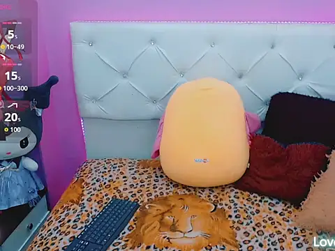 Snapshot of xwetdreamsx chatting on November 28, 11:29 pm xwetdreamsx online show from November 28, 11:29 pm