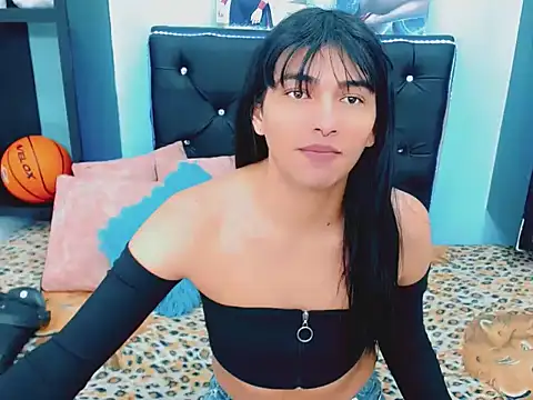 Snapshot of xwetdreamsx chatting on November 29, 8:45 pm xwetdreamsx online show from November 29, 8:45 pm