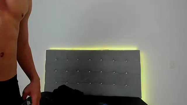 eren jeager online show from November 30, 1:09 am