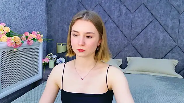 Janice Corona online show from April 7, 3:56 pm