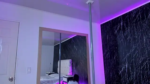 ClarissaMorreti online show from November 26, 1:01 pm