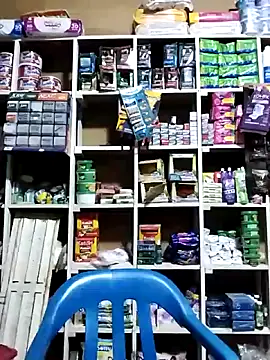 MIA-LARIOS online show from April 4, 11:13 pm