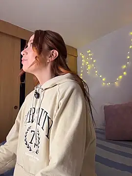 melissacloudlatin online show from March 11, 1:00 am