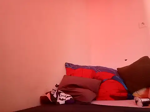 Snapshot of BigDick090512 chatting on November 21, 8:46 am BigDick090512 online show from November 21, 8:46 am