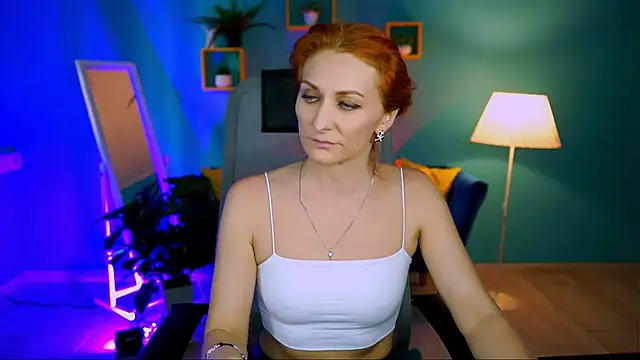 DianaTorrens online show from November 26, 8:26 am