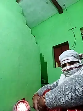 Snapshot of Hot_kire chatting on December 16, 10:15 pm Hot kire online show from December 16, 10:15 pm