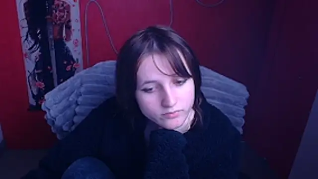 Alice Wonderme online show from February 13, 1:07 pm