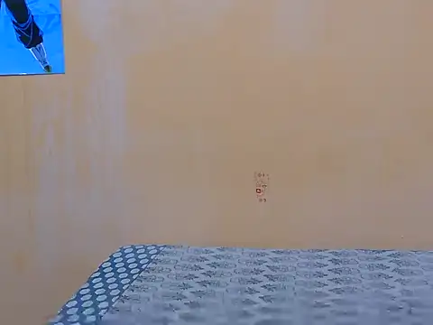 Honey Baby1 online show from February 16, 6:09 am