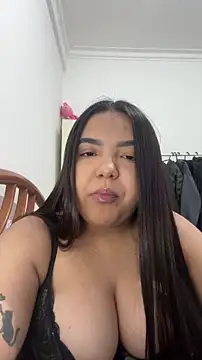 princezzc online show from December 17, 1:55 am