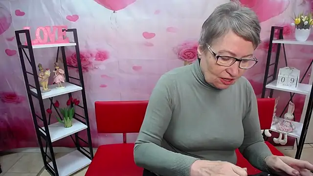 OlgaLuck online show from March 11, 6:08 am